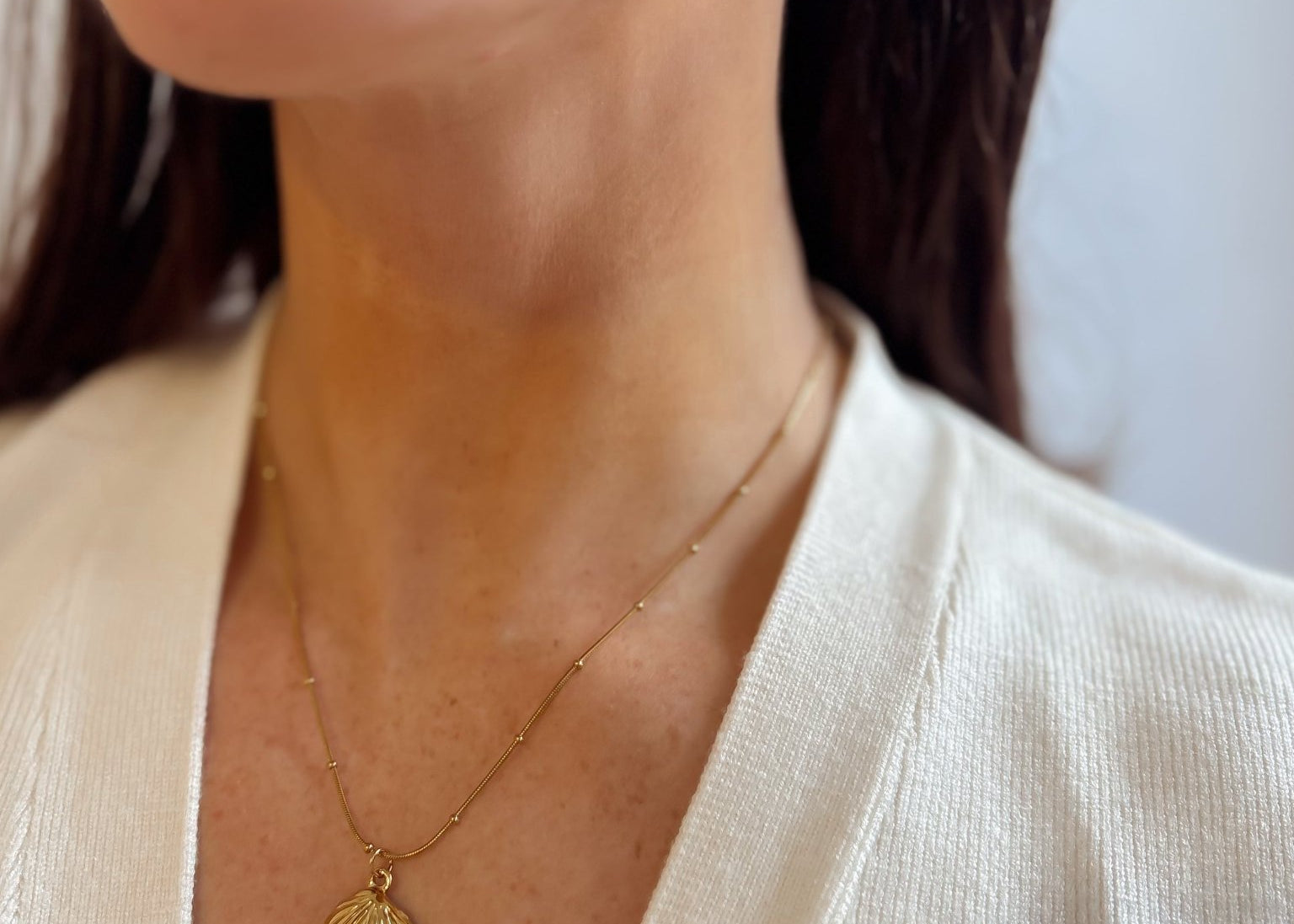 Seashell Pendant on a Dainty Beaded Chain - 18K Gold Plated - Love and Lee Apparel