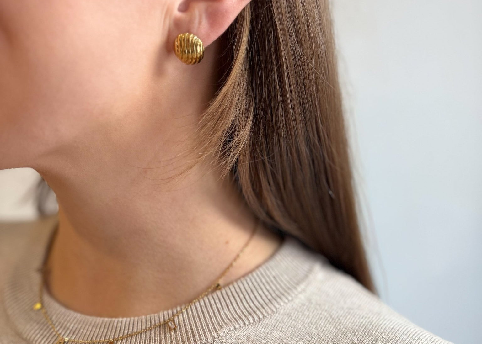 Wave Oval Stud Earrings 18K Gold Plated - Love and Lee Apparel