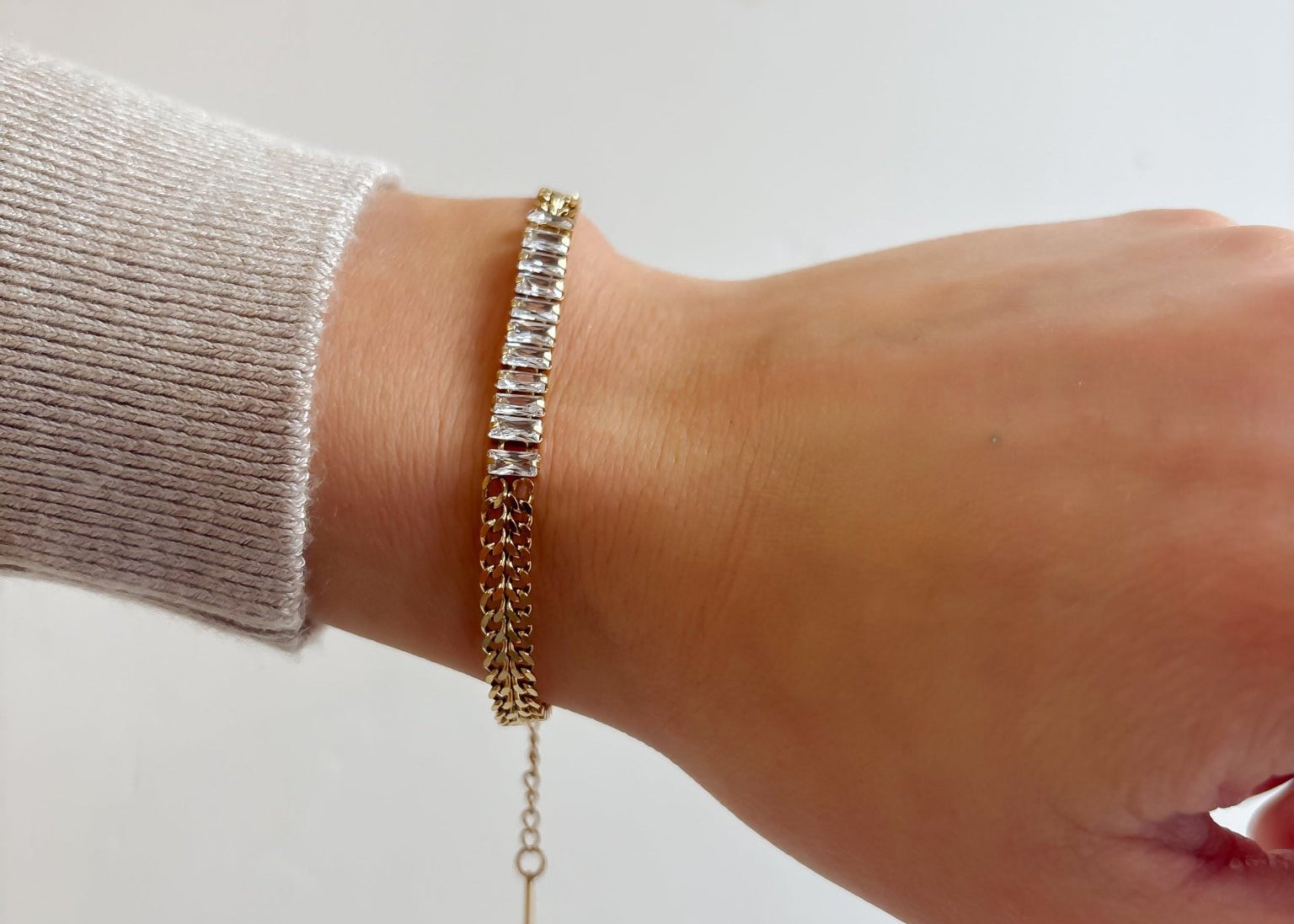 Tennis Bracelet with Braided Chain - links and Emerald Cut Rhinestones - 18K Gold Plated - Love and Lee Apparel