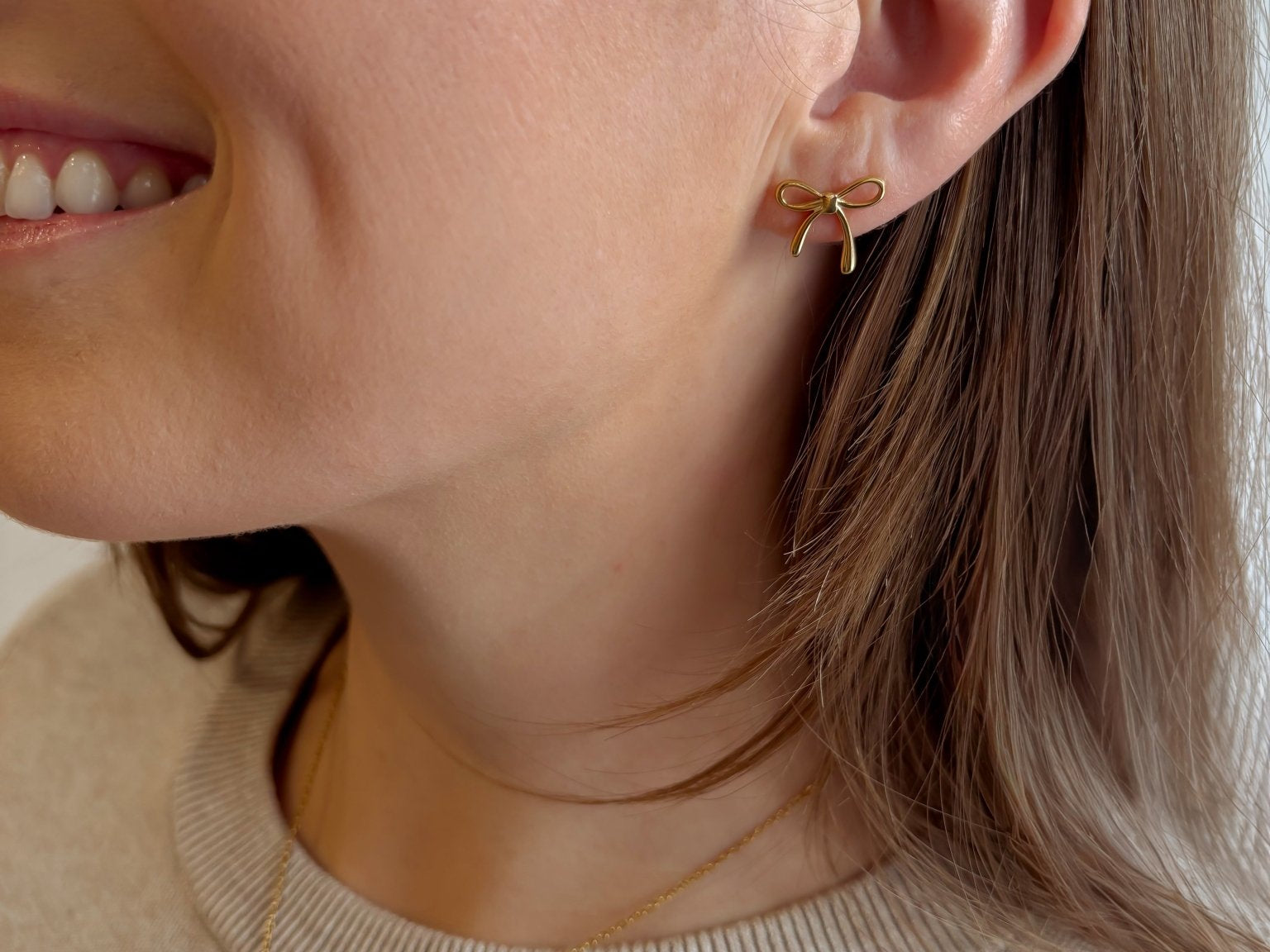 Bow Stud Earrings 18K Gold Plated - Love and Lee Apparel