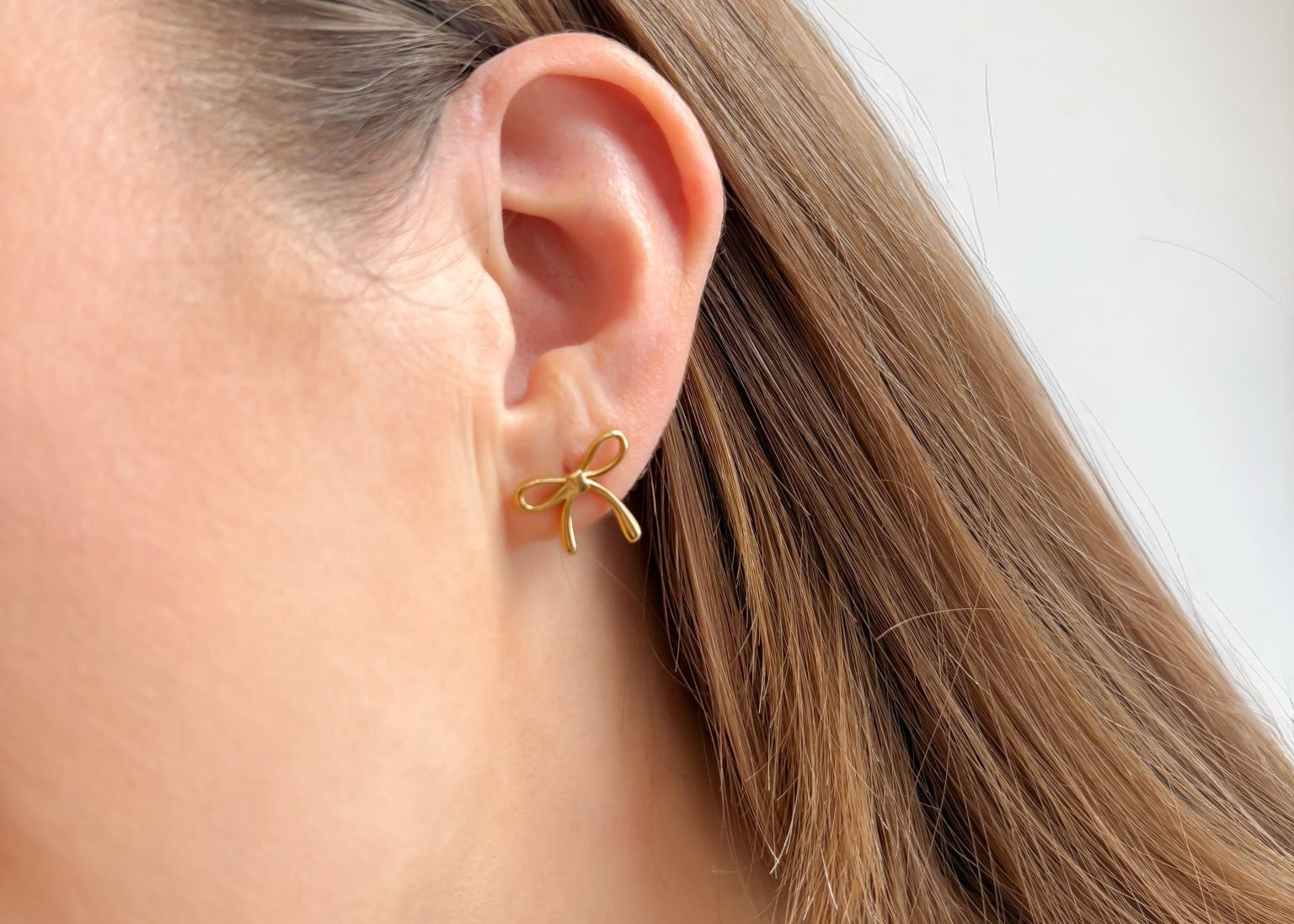 Bow Stud Earrings 18K Gold Plated - Love and Lee Apparel