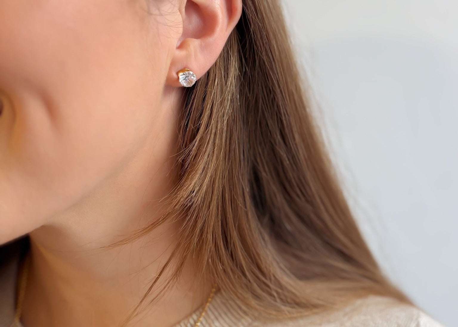 Beaded Chain Necklace with Drop Rhinestone Charm - 18K Gold Plated Steel - Love and Lee Apparel