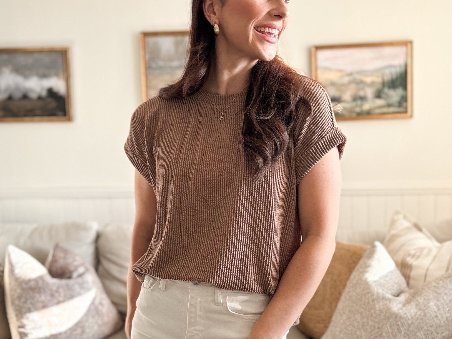 The Kennedy Ribbed Crew Neck Short Cuff Sleeve Knit Top - Love and Lee Apparel