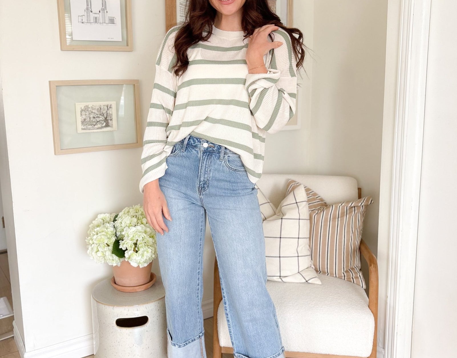The Gabby Super High Rise Cuffed Baggy Straight Jeans - Love and Lee Apparel