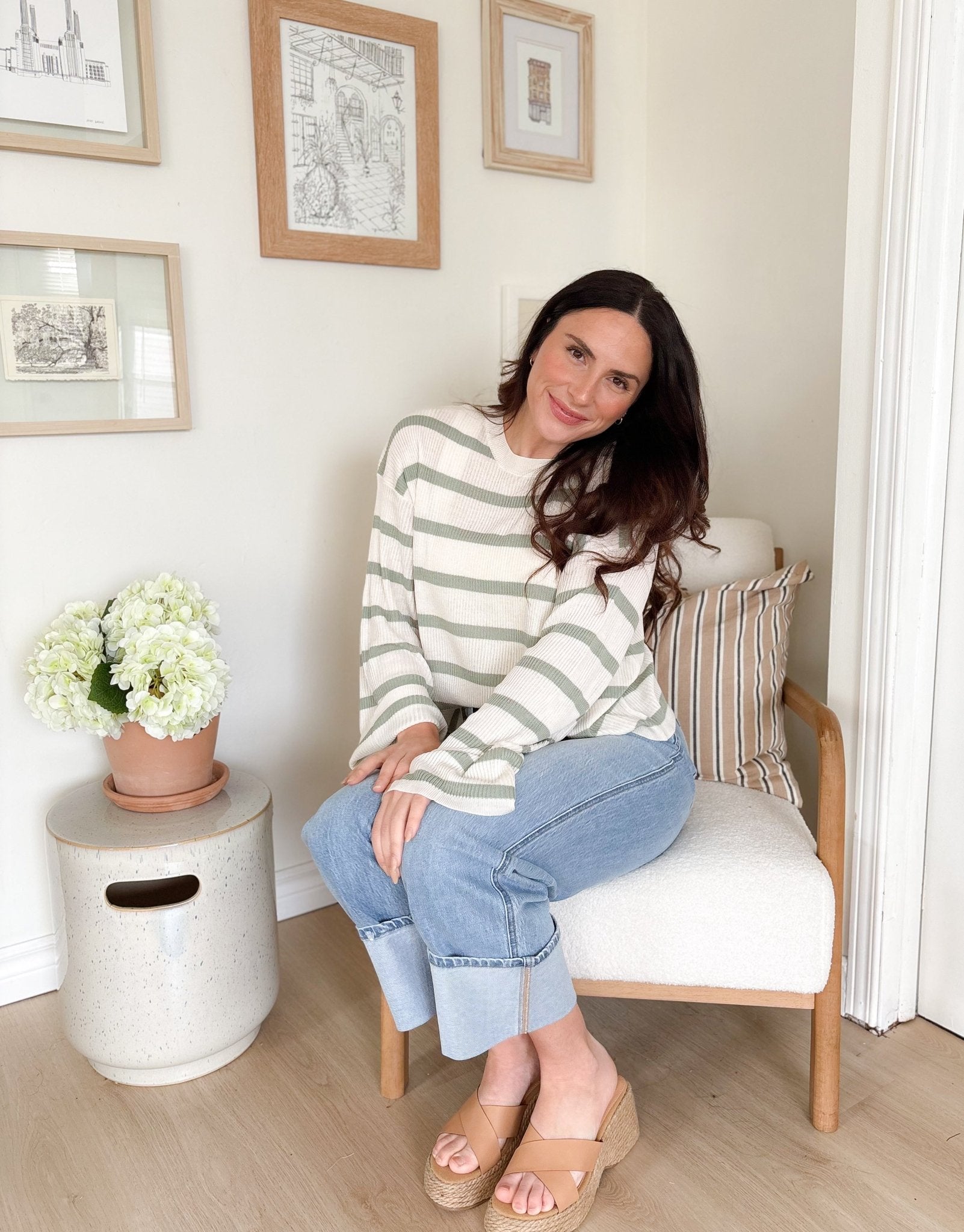 The Gabby Super High Rise Cuffed Baggy Straight Jeans - Love and Lee Apparel