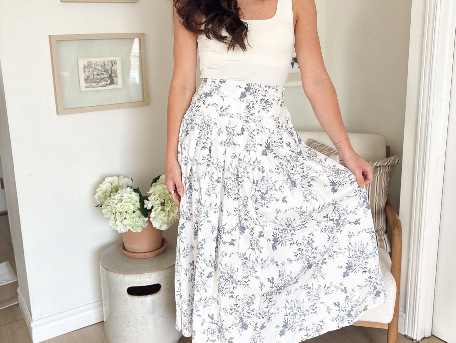 The Florence Floral Print Toile Pleated Midi Skirt - Love and Lee Apparel