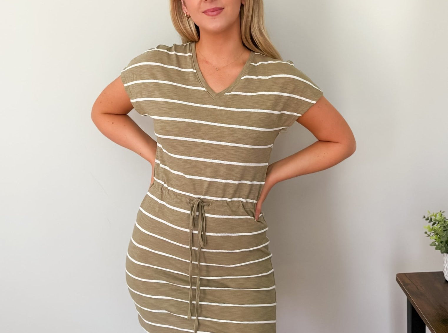 Summer Short Sleeve V - Neck Dress - Love and Lee Apparel