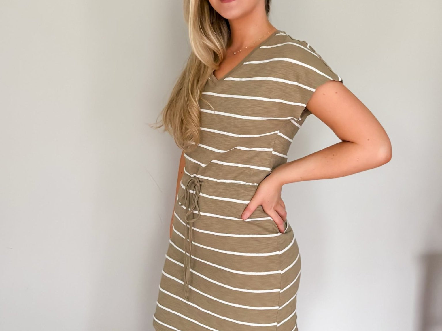 Summer Short Sleeve V - Neck Dress - Love and Lee Apparel