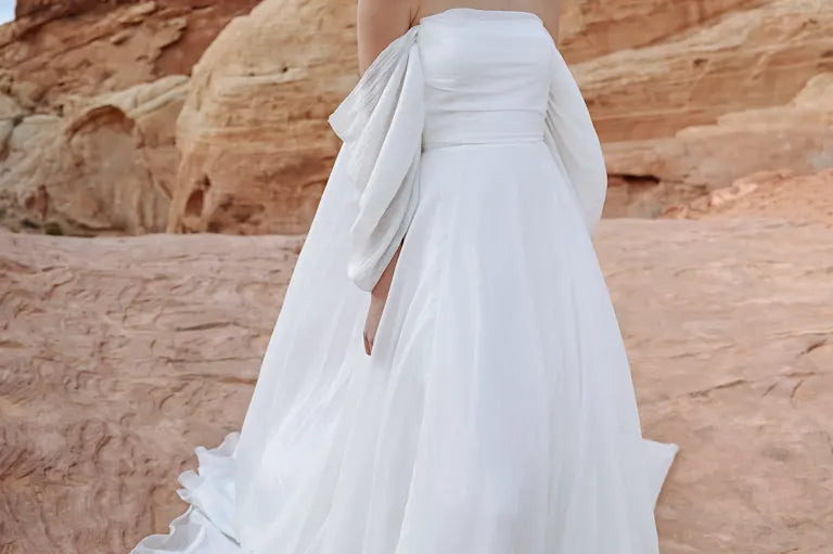 Noa Gown by Jenny Yoo